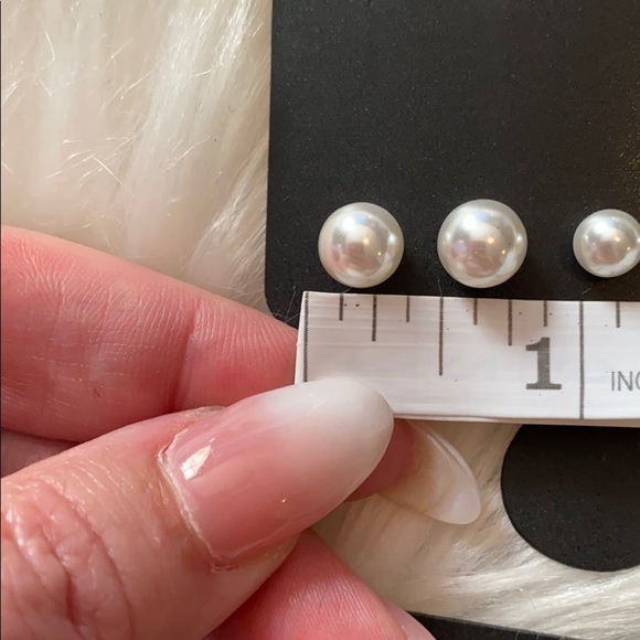 New without tags wet seal earrings - Picture 12 of 14